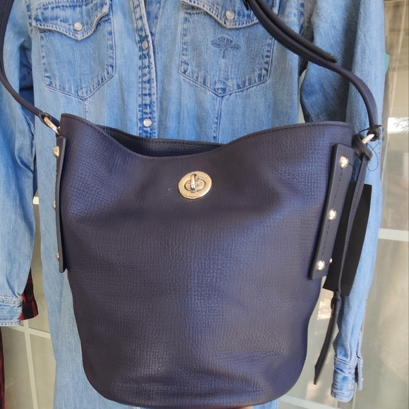 Marc by Marc Jacobs C-Lock‎ Bucket - Picture 6 of 10